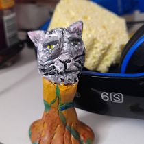 Gato y lamia griega. Un projet de Conception de personnages, Beaux Arts, Sculpture , et Céramique de Isilwen Alma - 18.09.2021