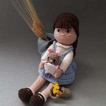 Mi Proyecto del curso: Amigurumi: diseño de ropa, pelo y complementos. Projekt z dziedziny Craft, Projektowanie zabawek,  Tkactwo, Sz, dełkowanie i Amigurumi użytkownika Vanessa Hoffman - 22.09.2021