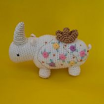 Meu projeto do curso: Design e criação de amigurumis. Arts, Crafts, To, Design, Fiber Arts, DIY, Crochet, and Amigurumi project by nahidecarvalho - 09.23.2021