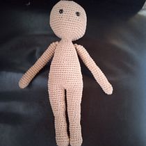 Meu projeto do curso: Amigurumi: design de roupa, cabelo e acessórios. Un progetto di Artigianato, Design di giocattoli, Fiber Art, Uncinetto e Amigurumi di Maria Jose Freitas - 10.10.2021