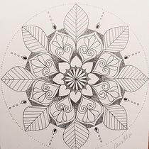 Meu projeto do curso: Mandalas da Harmonia. Un projet de Dessin et Illustration à l'encre de Silvia Filipe - 26.09.2021