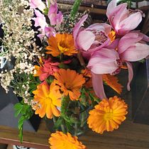 Mi Proyecto del curso: Diseño y creación de composiciones florales. Un progetto di Interior design, Paesaggismo, Interior Design, DIY e Design floreale e vegetale di Diana Romeo - 26.09.2021