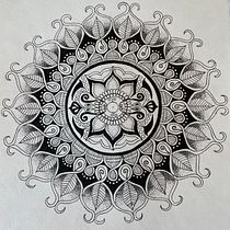 My project in The Art of Mandala Drawing: Create Geometric Patterns course. Un projet de Dessin et Illustration à l'encre de morriganla - 28.09.2021