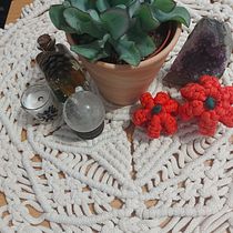 My project in Circular Macramé Techniques course. Een project van Craft,  Interieurdecoratie, Textiel y Macramé van Ruben Reino Saraiva - 30.09.2021