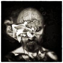 Vanishing in fire. Photograph, Photo Retouching, Fine-Art Photograph, Self-Portrait Photograph, and Film Photograph project by Chambre Six - 11.22.2021