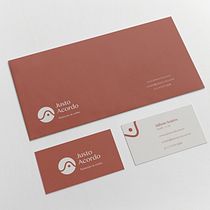 My project in Logo Design: From Concept to Presentation course. Design, Br, ing, Identit, Graphic Design, and Logo Design project by Aline Candido - 09.20.2021
