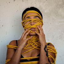 Fear Disorder. Photograph, Photograph, Post-production, Photo Retouching, Portrait Photograph, Studio Photograph, Fine-Art Photograph, Photomontage, and Self-Portrait Photograph project by Valentina Olmos - 10.12.2021