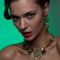 Mi Proyecto del curso: Retoque fotográfico de moda y belleza con Photoshop. Photograph, Photo Retouching, Fashion Photograph, Portrait Photograph, and Digital Photograph project by Bernardo Andreé Carrasco Cisneros - 10.13.2021