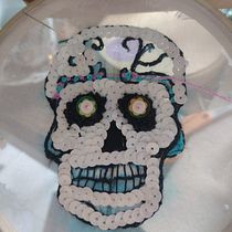 Mi Proyecto del curso: Retratos bordados en pedrería. Een project van Ontwerp van accessoires, Borduurwerk y  Interieurdecoratie van Angelica Mariana Mejia Mendez - 13.10.2021