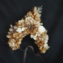 Mein Kursprojekt: Blumenkrone: schöpfe dein Accessoire mit Blumen . Accessor, Design, Fashion Design, DIY, Floral, and Plant Design project by schulte_birgit - 10.14.2021