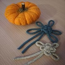 Il mio progetto del corso: Campionario di nodi in macramè. Un progetto di Design di accessori, Artigianato, Fiber Art e Macramè di vvillanova80 - 15.10.2021