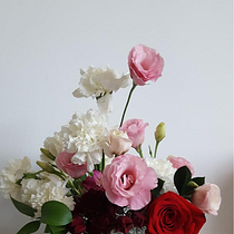 Meu projeto do curso: Design e criação de composições florais. Un progetto di Interior design, Paesaggismo, Interior Design, DIY e Design floreale e vegetale di ildanara.oliveira - 15.10.2021