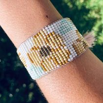 Mi Proyecto del curso: Pulsera domestika. Arts, Crafts, Jewelr, and Design project by decorosan - 10.15.2021