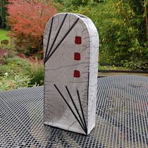 My First Ceramic Vessel Raku Fired. Un proyecto de Diseño de complementos, Artesanía y Cerámica de shenders03 - 16.10.2021