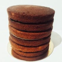 Mi Proyecto del curso: Cake design: técnicas decorativas modernas. DIY, and Design project by Mariela Rodriguez - 10.22.2021
