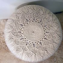 My project in Circular Macramé Techniques course. Un proyecto de Artesanía, Decoración de interiores, Tejido y Macramé de Eda Buyuk - 15.10.2021
