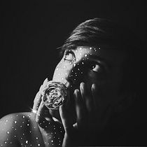 Il mio progetto del corso: Fotografia ibrida per la sperimentazione creativa... Rebirth. Photograph, Photo Retouching, Fine-Art Photograph, Film Photograph, Self-Portrait Photograph, Photographic Lighting, and Portrait Photograph project by Katia Falzone - 10.24.2021