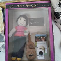 Mi Proyecto del curso: Amigurumi: diseño de ropa, pelo y complementos. Un progetto di Artigianato, Design di giocattoli, Fiber Art, Uncinetto e Amigurumi di m_alvarezdearaya_a - 25.10.2021