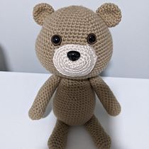 My project in Amigurumi: Creation of Characters through Crochet course. Arts, Crafts, To, Design, Fiber Arts, Crochet, and Amigurumi project by stacyoxs - 10.19.2021