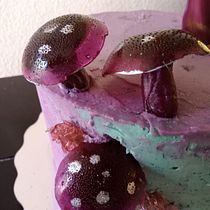 Mi Proyecto del curso: Cake design: técnicas decorativas modernas "THE MAGIC MUSHROOMS CAKE". DIY, and Design project by Paloma Irazema Robles Alonso - 10.27.2021