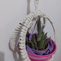 Mi Proyecto del curso: Diseño de accesorios en macramé. Un proyecto de Diseño de complementos, Artesanía, Decoración de interiores, Tejido y Macramé de agmxto - 26.10.2021