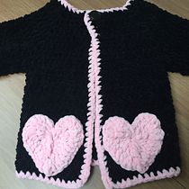 Mi Proyecto del curso:  Top-down: prendas a crochet de una sola pieza. Un progetto di Fashion design, Fiber Art, DIY e Uncinetto di Laura Diz - 02.11.2021