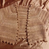 Mi Proyecto del curso:  Top-down: prendas a crochet de una sola pieza. Un progetto di Fashion design, Fiber Art, DIY, Uncinetto e Textile Design di María Fernanda Gómez - 04.11.2021