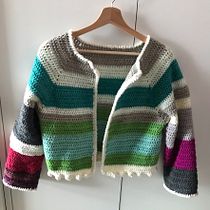 Il mio progetto del corso: Top-down: capi interi all'uncinetto. Un progetto di Fashion design, Fiber Art, DIY e Uncinetto di Marina - 10.11.2021