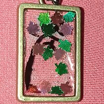 My project in Resin Jewelry Design course. Design de acessórios, Artesanato, Design de joias, e DIY projeto de Andreea Palade - 11.11.2021