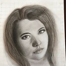 My project in Artistic Charcoal Portraiture: Creating Atmosphere course. Ilustração tradicional, Artes plásticas, Desenho, Desenho de retrato, Desenho realista, e Desenho artístico projeto de Peta Rutherford - 13.11.2021