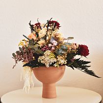 Mi Proyecto del curso: Diseño de centros con flores secas y preservadas. Un projet de Design d'intérieur, Pa, sagisme, Décoration, DIY , et Art floral et végétal de Leonor Ferri Soler - 13.11.2021