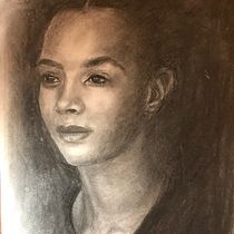My project in Artistic Charcoal Portraiture: Creating Atmosphere course. Ilustração tradicional, Artes plásticas, Desenho, Desenho de retrato, Desenho realista, e Desenho artístico projeto de Helen Korengold - 18.11.2021