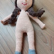 Mi Proyecto del curso: Amigurumi: diseño de ropa, pelo y complementos. Een project van Craft, Speelgoedontwerp, Textiel, Haken, Amigurumi y Textielontwerp van Ana Fuentes - 22.11.2021
