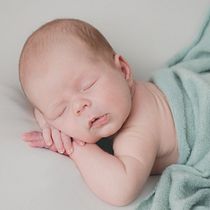 Mi Proyecto del curso: Introducción a la fotografía newborn. Un projet de Photographie, Photographie de portrait, Photographie de studio, Photographie lifest, le , et Photographie intérieure de Jessi Aguado - 23.11.2021