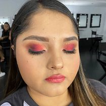 Mi Proyecto del curso: Introducción a las técnicas profesionales de maquillaje. Projekt z dziedziny Kino, film i telewizja,  Manager art, st, czn, Projektowanie mod i  Fotografia mod użytkownika Karen Michel Patiño Jiménez - 28.11.2021