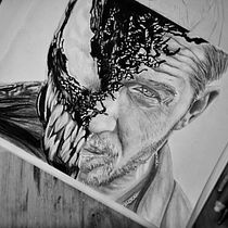 Enrique Xianuro con Proyecto Venom Tom Hardy. Traditional illustration, Fine Arts, Sketching, Pencil Drawing, Drawing, Portrait Drawing, Realistic Drawing, Artistic Drawing, and Figure Drawing project by AFTERail Store - 12.01.2021