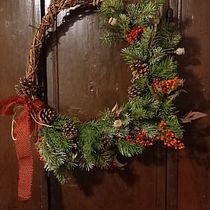 Ghirlanda..sbilenco/natalizia ;). Design, Interior Design, L, scape Architecture, DIY, Floral, and Plant Design project by Sara Germani - 12.01.2021