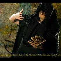 Mi Proyecto del curso: Retrato conceptual dark. Photograph, Portrait Photograph, Photographic Lighting, and Fine-Art Photograph project by Hector Duran - 12.02.2021