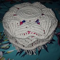 Mi Proyecto del curso: Técnicas de macramé circular. Een project van Craft,  Interieurdecoratie, Textiel y Macramé van agmxto - 07.12.2021