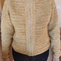 Mi Proyecto del curso:  Top-down: prendas a crochet de una sola pieza. Un progetto di Fashion design, Fiber Art, DIY e Uncinetto di Laura Piñero Sánchez - 10.12.2021