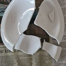 My project in Introduction to Kintsugi: Repair Your Pottery with Gold course. Un projet de Artisanat, Beaux Arts, Céramique , et DIY de Nokkie Benade - 10.12.2021