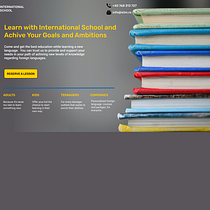 My project in Interface Design for Websites and Apps course. Un progetto di UX / UI, Graphic design, Design interattivo, Web design, Design per smartphone, Design digitale e Progettazione di applicazioni di Georgiana Matyus - 08.12.2021