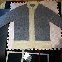 Mi Proyecto del curso:  Top-down: prendas a crochet de una sola pieza. Un progetto di Fashion design, Fiber Art, DIY, Uncinetto e Textile Design di corriols - 12.12.2021