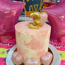 Mi Proyecto del curso: Cake design: técnicas decorativas modernas. Design, and DIY project by flor.atencia - 12.14.2021