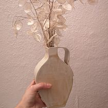 My first ceramic vase. Accessor, Design, Arts, Crafts, and Ceramics project by Ana Sánchez - 12.14.2021