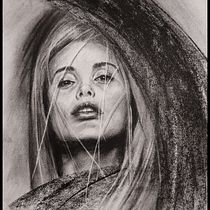 My project in Artistic Charcoal Portraiture: Creating Atmosphere course. Ilustração tradicional, Artes plásticas, Desenho, Desenho de retrato, Desenho realista, e Desenho artístico projeto de Chantal Verheijen - 11.12.2021
