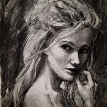 My project in Artistic Charcoal Portraiture: Creating Atmosphere course. Ilustração tradicional, Artes plásticas, Desenho, Desenho de retrato, Desenho realista, e Desenho artístico projeto de ceceliakrieg14 - 18.12.2021