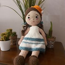 Danielita. Projekt z dziedziny Craft, Projektowanie zabawek,  Tkactwo, Sz, dełkowanie, Amigurumi, Wzornictwo tekst i liów użytkownika Clara - 22.12.2021