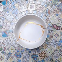 Gold-Flush Kintsugi Bowl Ein Projekt aus dem Bereich H, werk, Bildende Künste, Keramik und DIY von Pan Palittapongarnpim - 18.12.2021