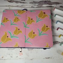 My project in Botanical Patterns in a Sketchbook: Conquer the Blank Page course. Ilustração tradicional, Pattern Design, Ilustração botânica, e Sketchbook projeto de Elisabeth Scherer - 26.12.2021